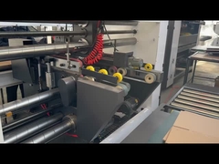 Máquina acanalada de la caja del cartón