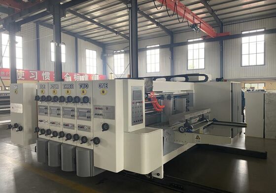 Máquina de cajas de cartón corrugado para ofrecer cartón de papel