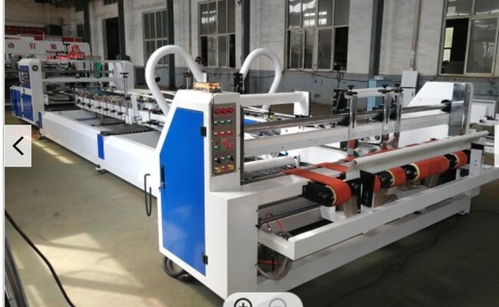 Máquina de pegamento de carpetas de cartón de consumo con Schneider Electric