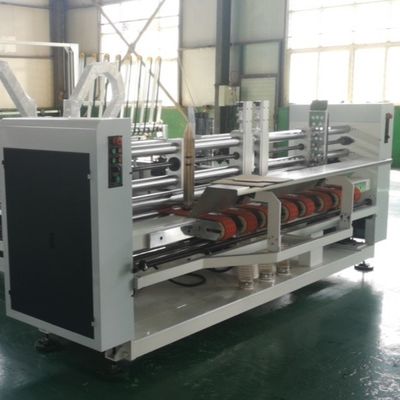 Máquina acanalada de alta velocidad automática de la caja del cartón